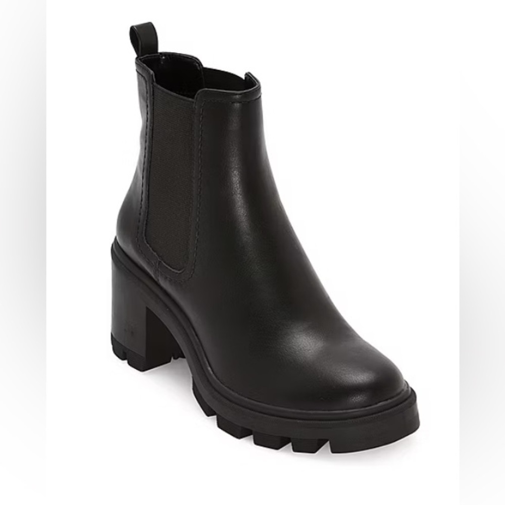 Arizona Size 11 Black Womens Masin Block Heel Chelsea Boots. New With Tags